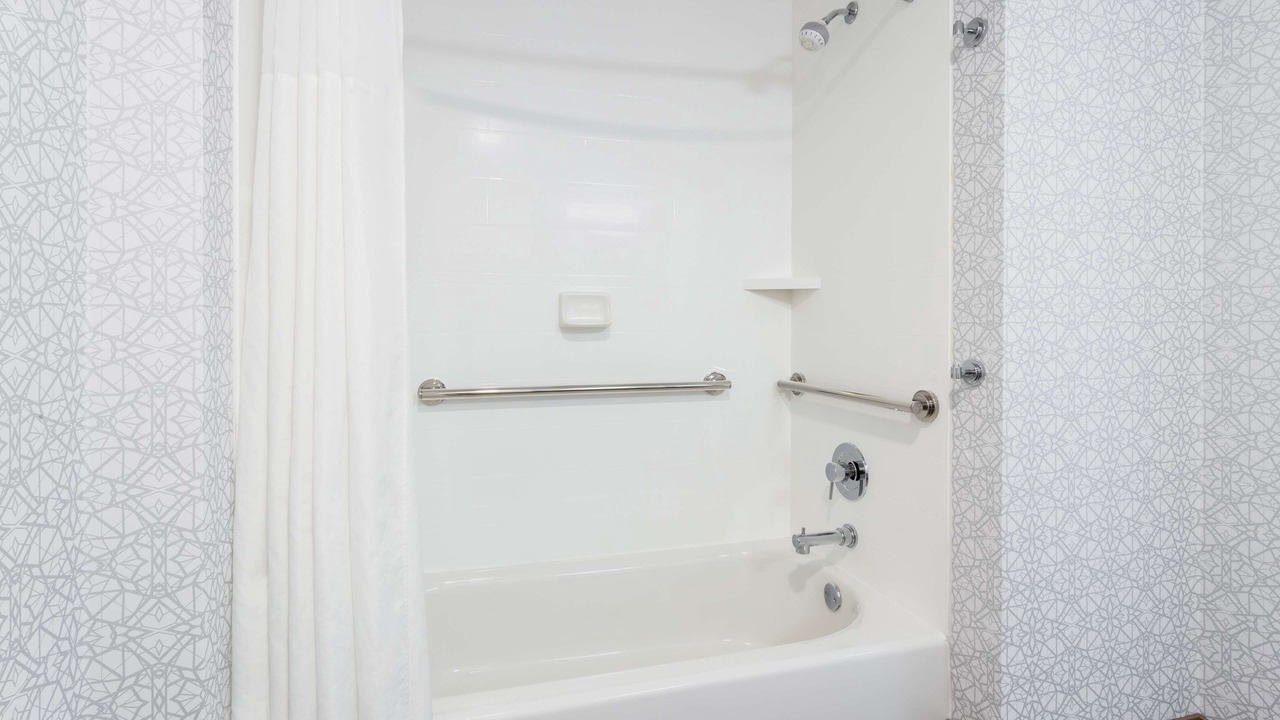 Photo of Bathroom in Tamarac