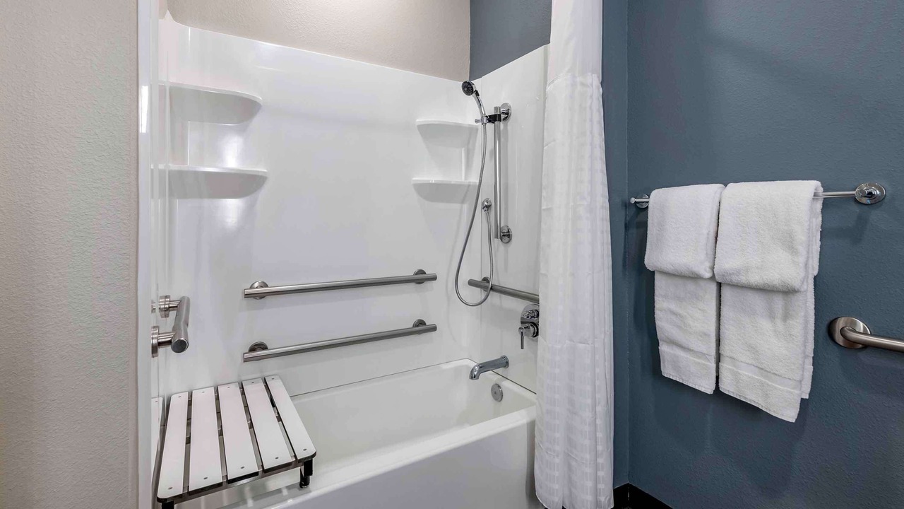 Photo of Bathroom in Harbordale