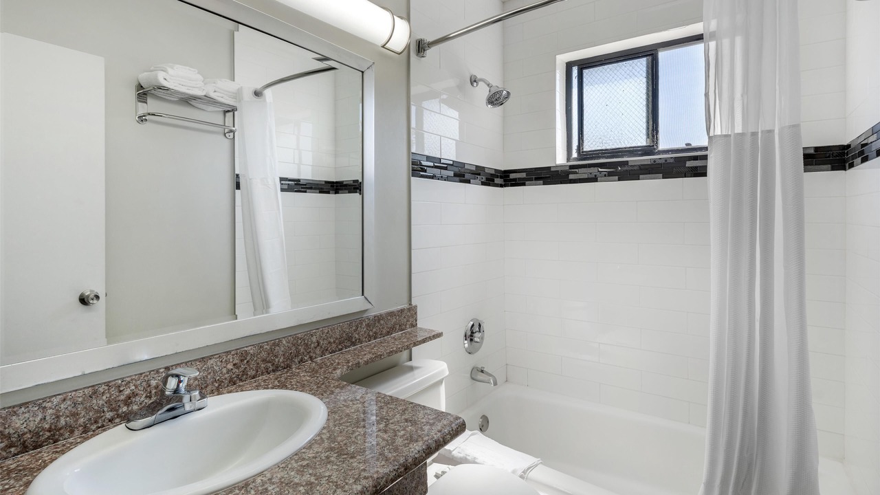 Photo of Bathroom in Fairfax District