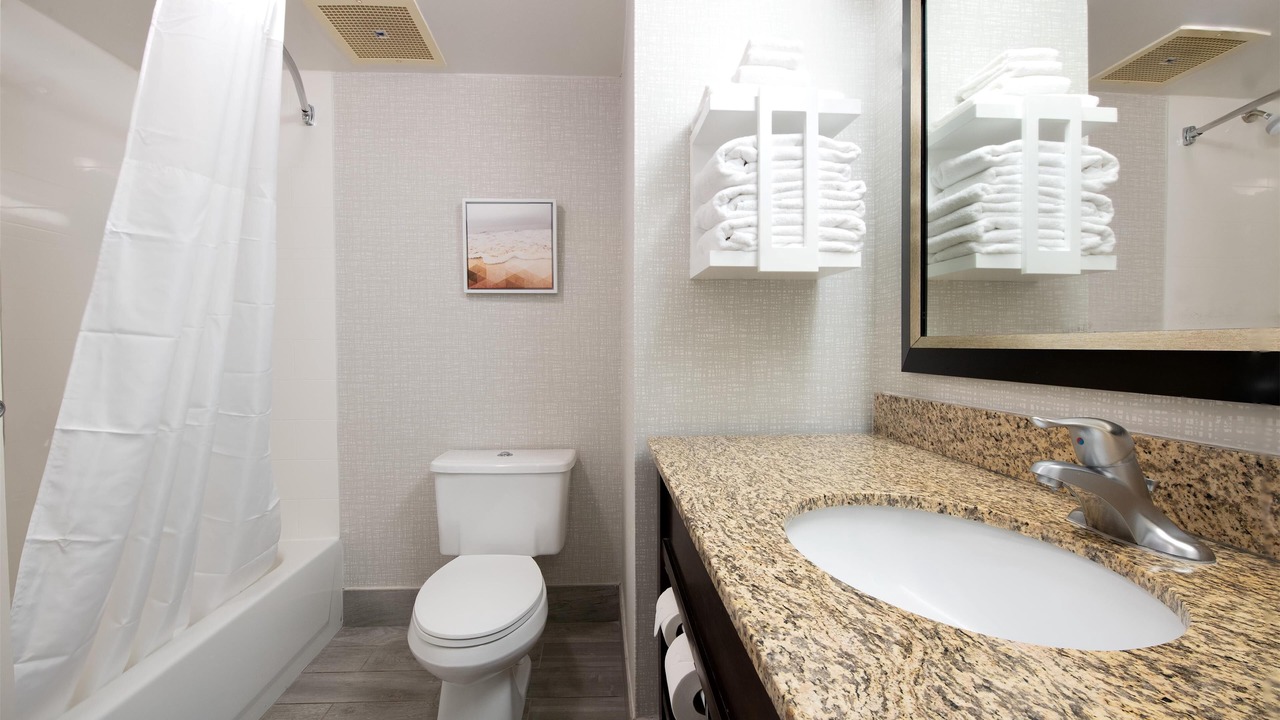 Photo of Bathroom in Central Newport News