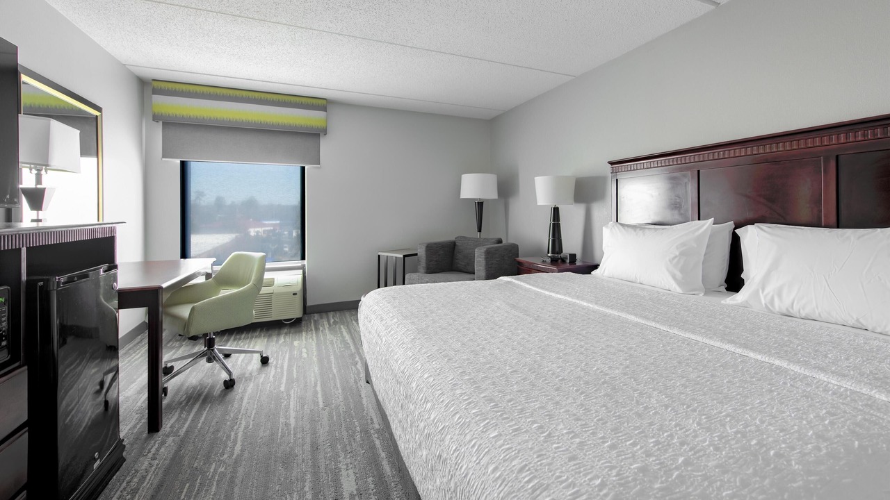 Photo of Bedroom in Central Newport News