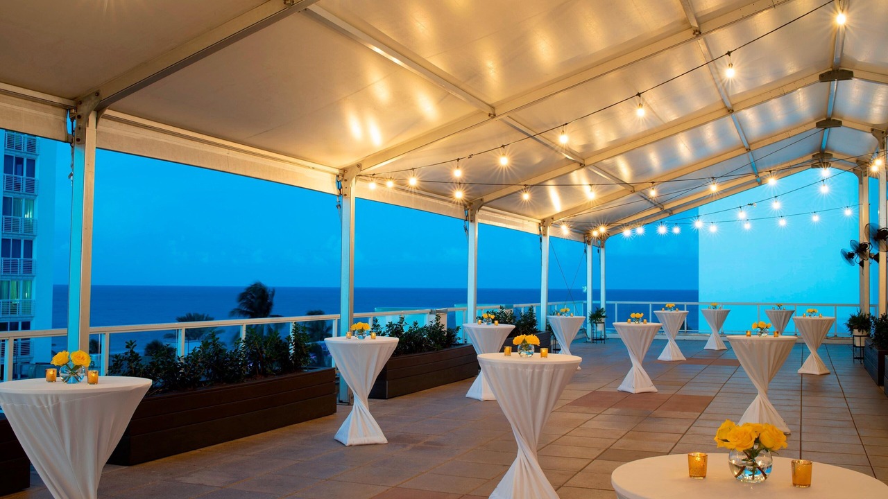 Photo of Patio Balcony in Central Beach