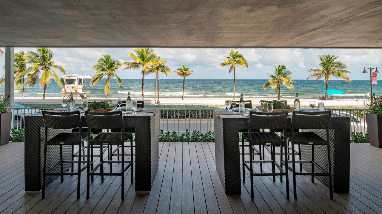 Photo of Patio Balcony in Central Beach