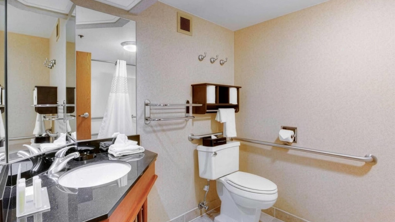Photo of Bedroom in Moon Township
