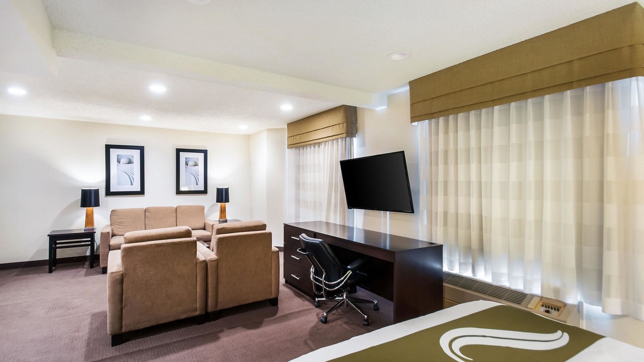 Photo of Bedroom in Grasonville
