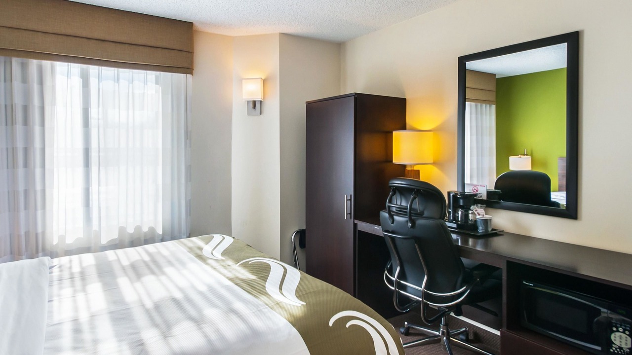 Photo of Bedroom in Grasonville