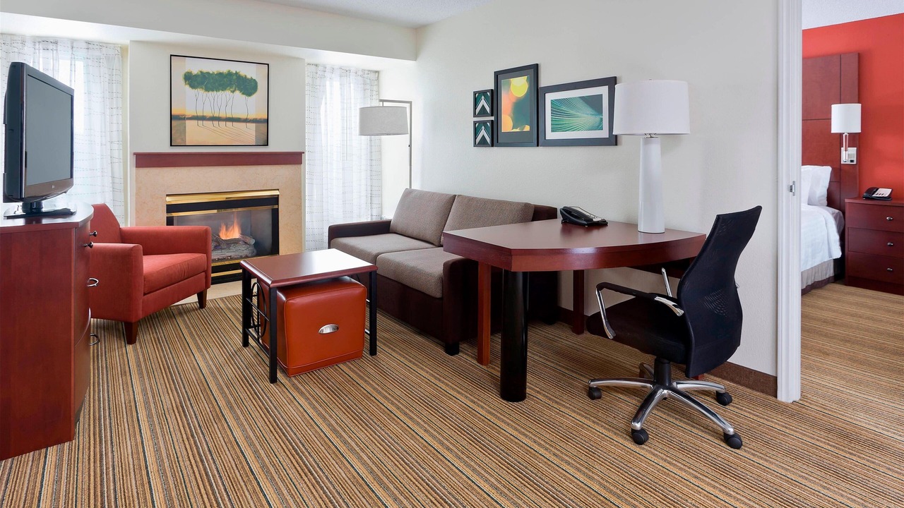 Photo of Livingroom in Canton