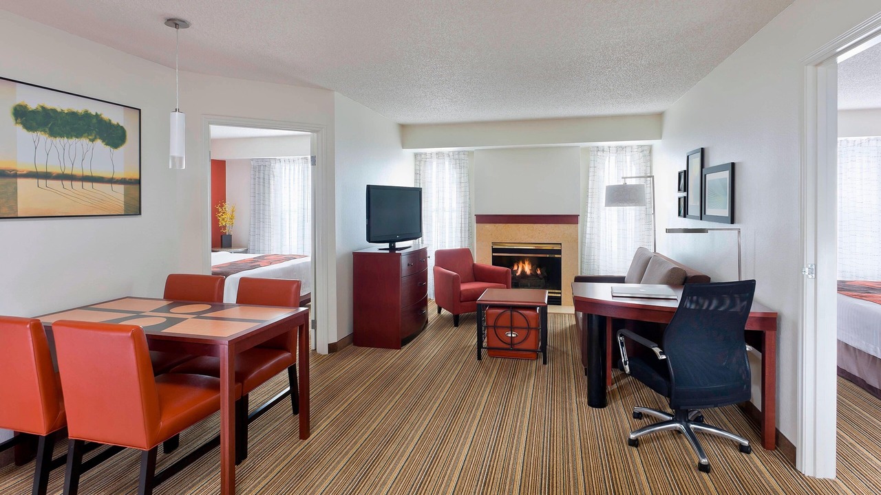 Photo of Livingroom in Canton