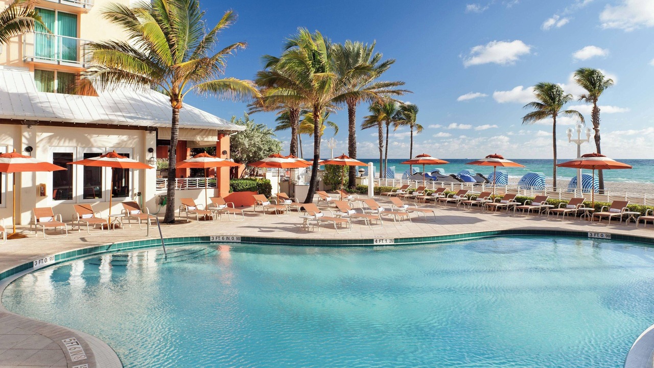 Photo of Outdoor in Hollywood Lakes