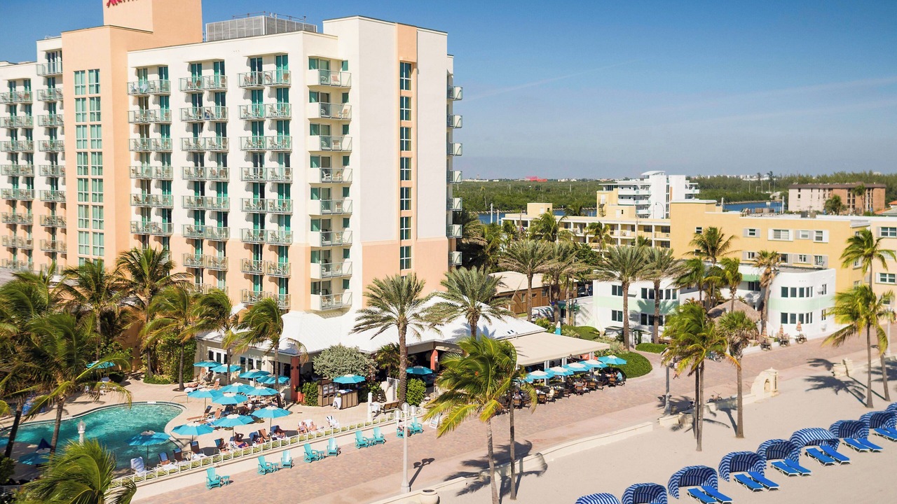 Photo of Outdoor in Hollywood Lakes