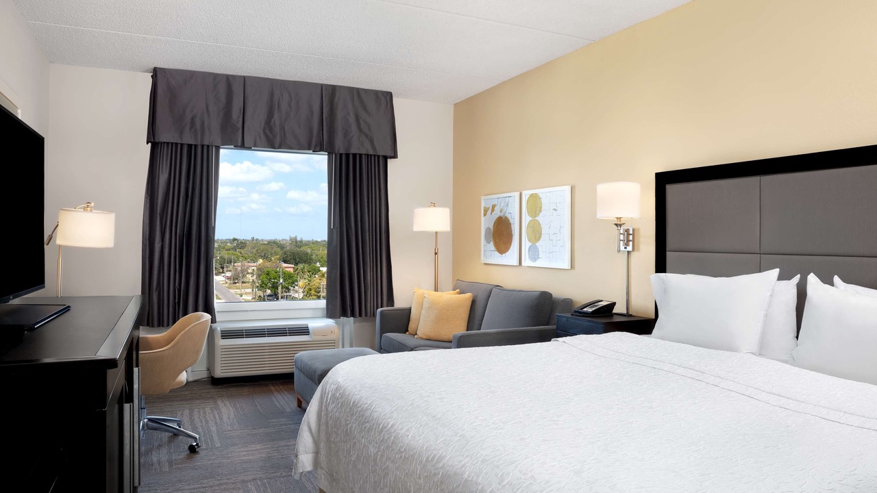 Photo of Bedroom in Hallandale Beach