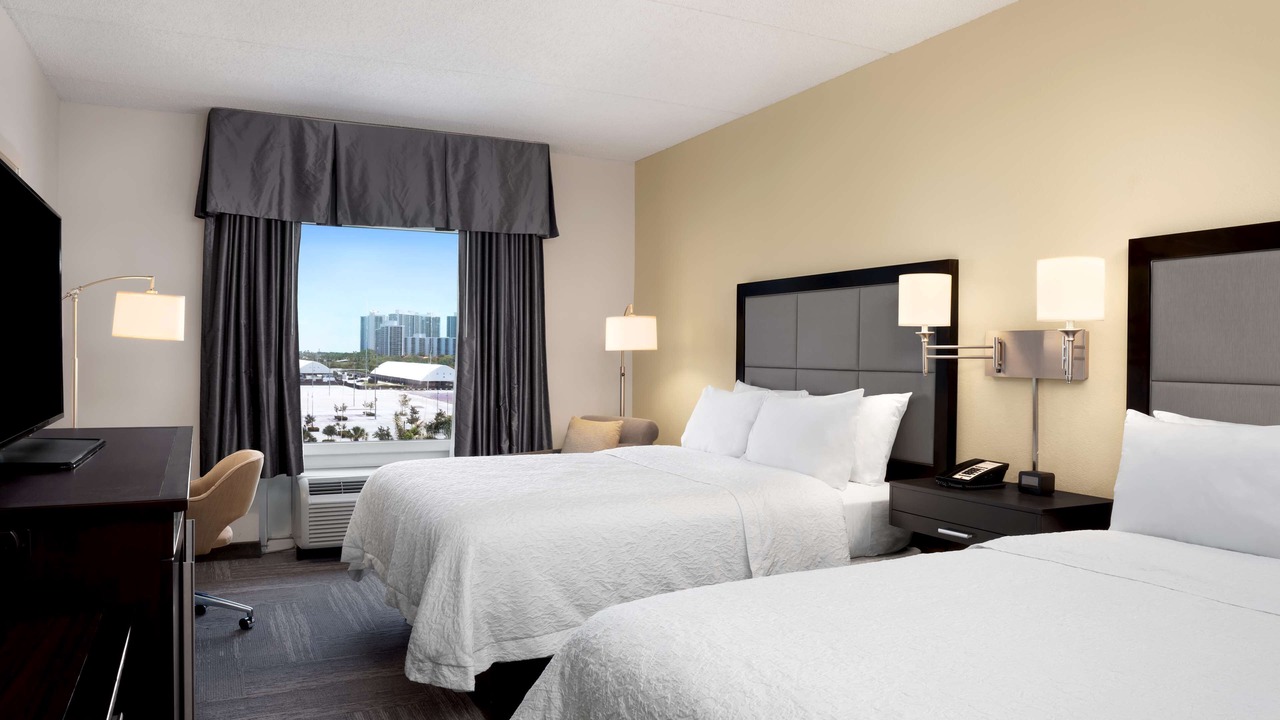 Photo of Bedroom in Hallandale Beach