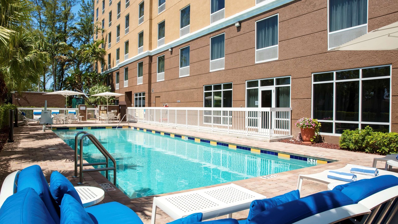Photo of Outdoor in Hallandale Beach