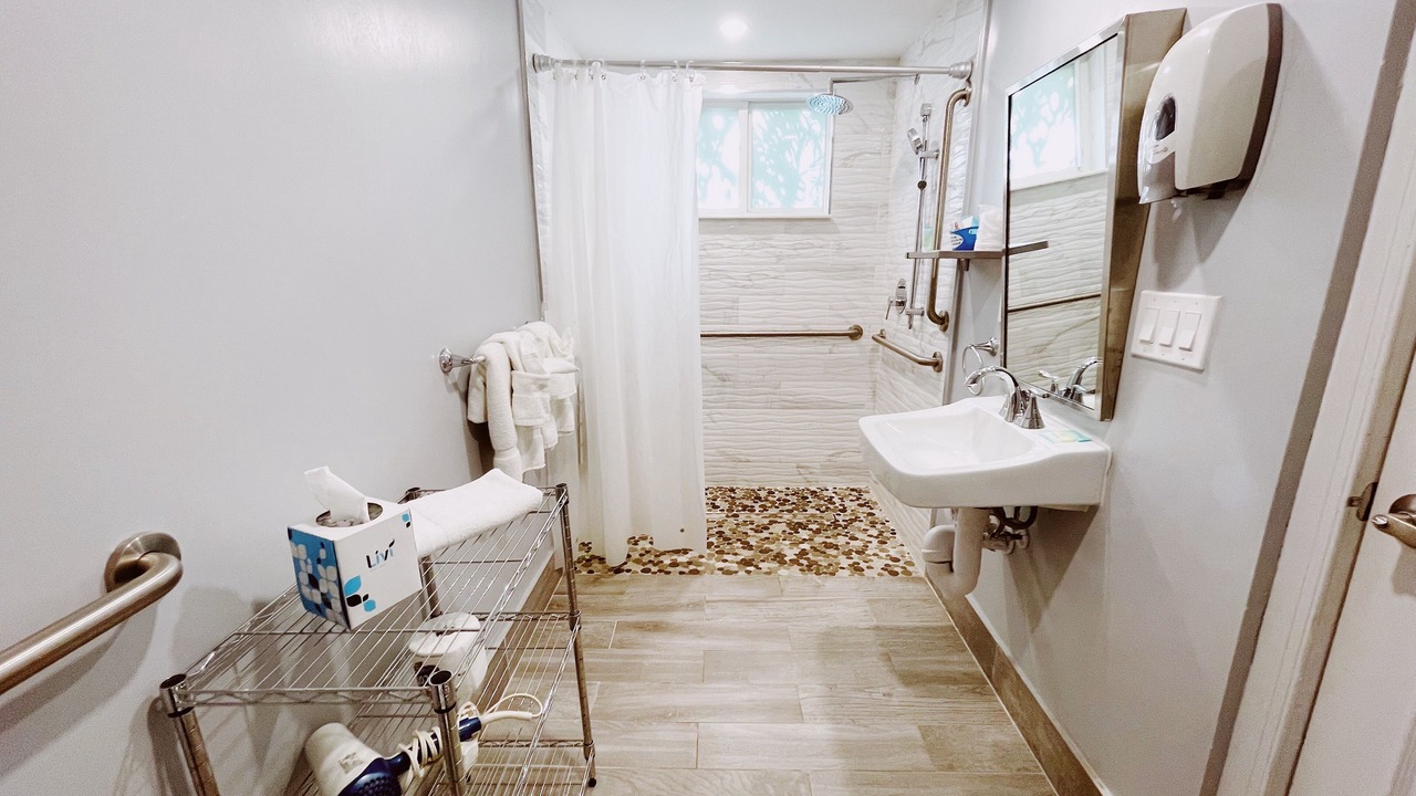 Photo of Bathroom in Lauderdale-by-the-Sea