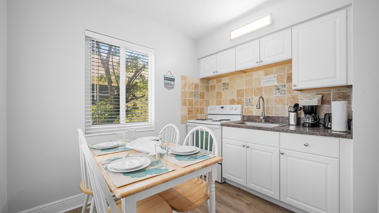 Photo of Kitchen in Lauderdale-by-the-Sea