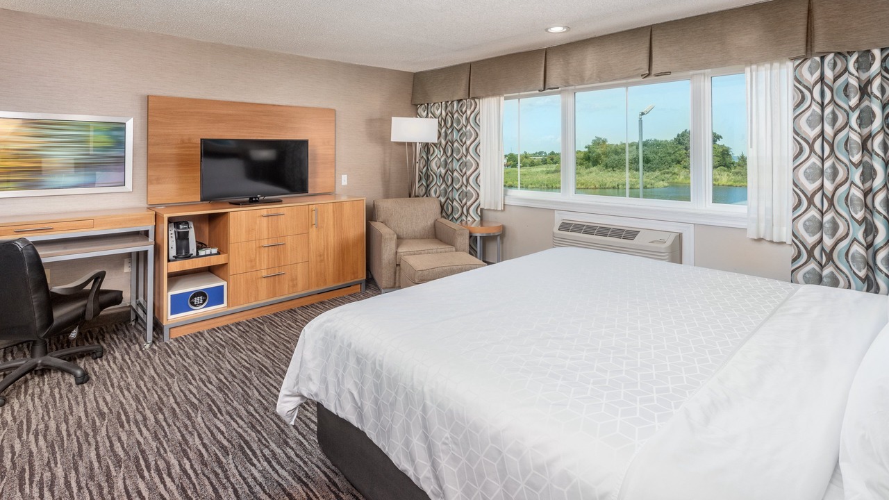 Photo of Bedroom in Kent Narrows