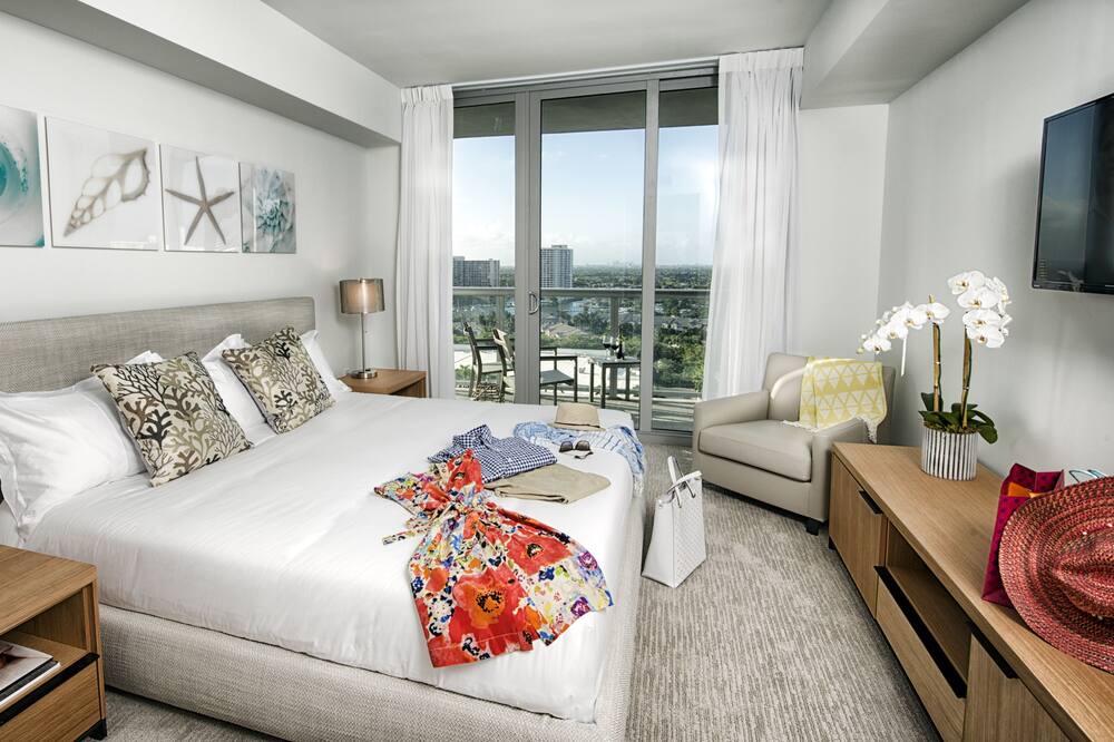 Photo of Bedroom in Hallandale Beach