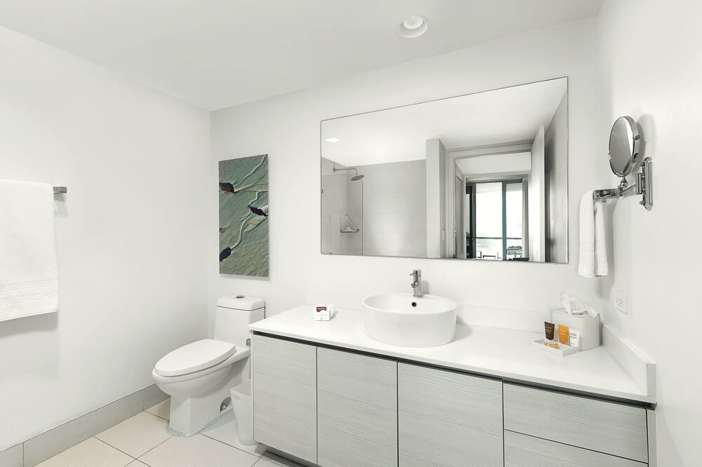 Photo of Bathroom in Hallandale Beach