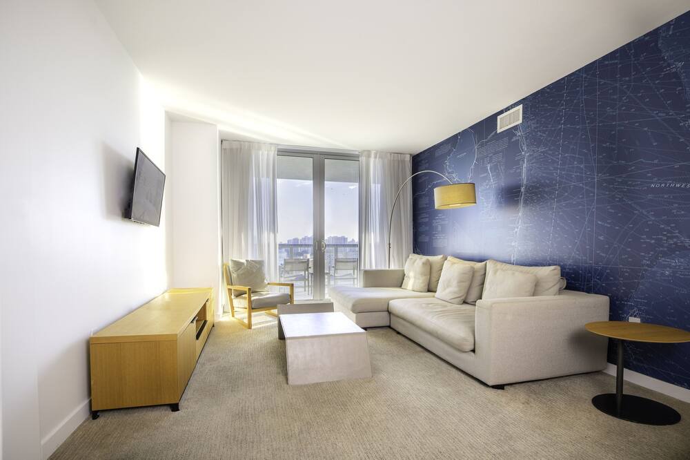Photo of Bedroom in Hallandale Beach