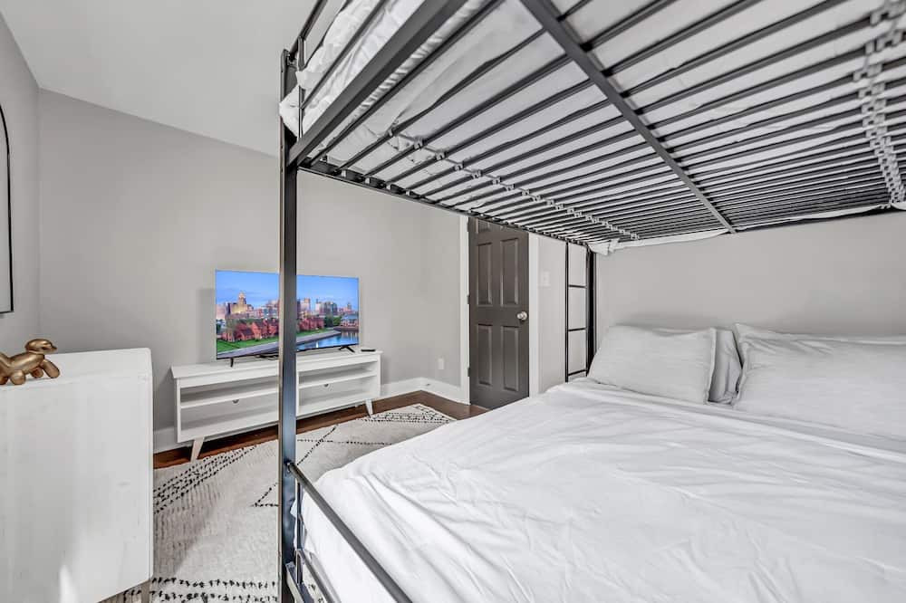 Photo of Bedroom in North Buffalo