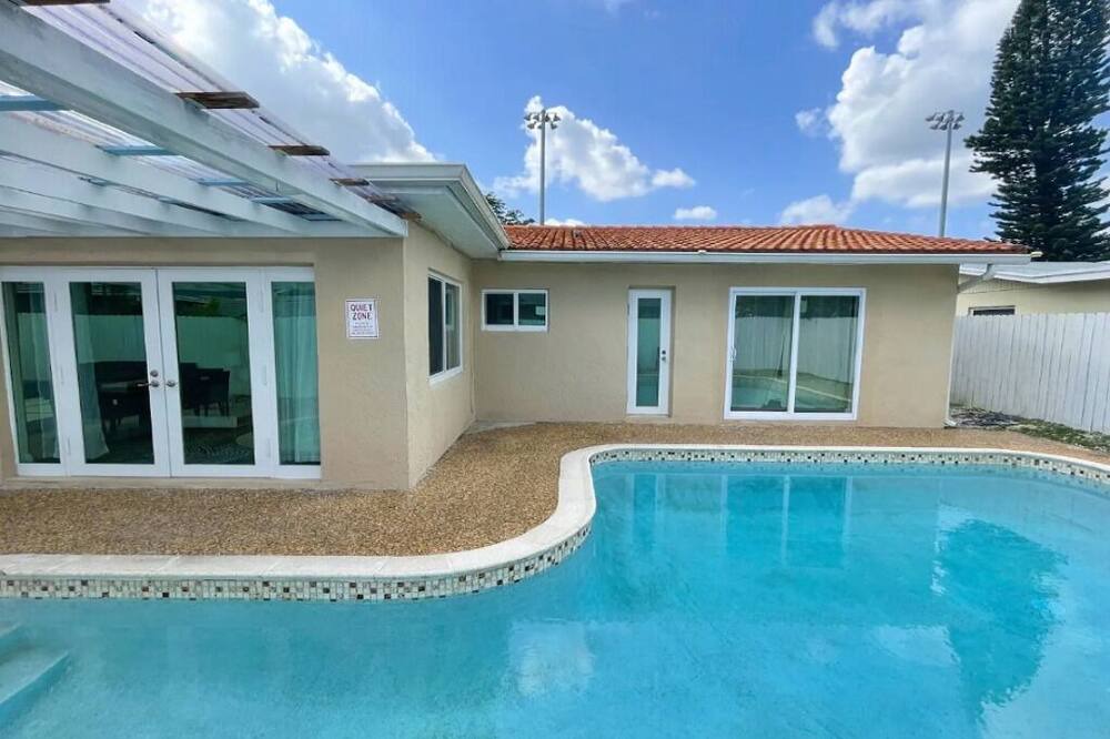 Photo of Outdoor in West Hollywood