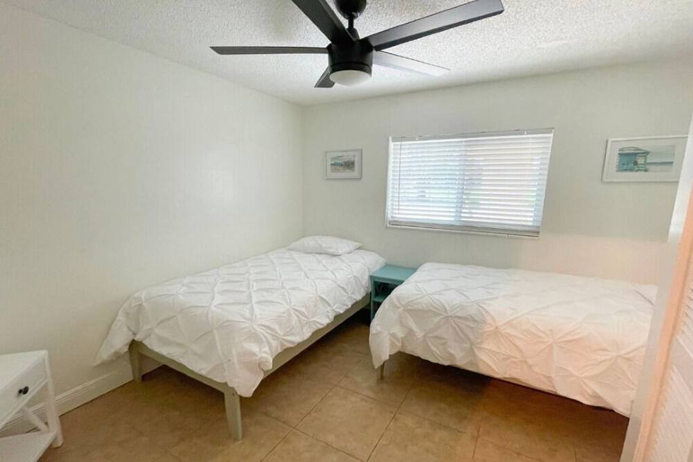 Photo of Bedroom in West Hollywood