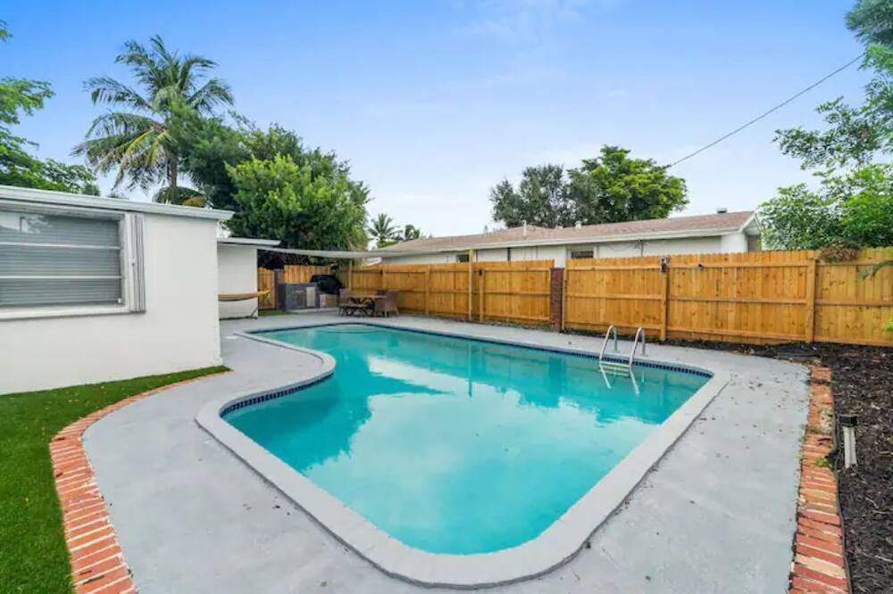 Photo of Outdoor in Lighthouse Point