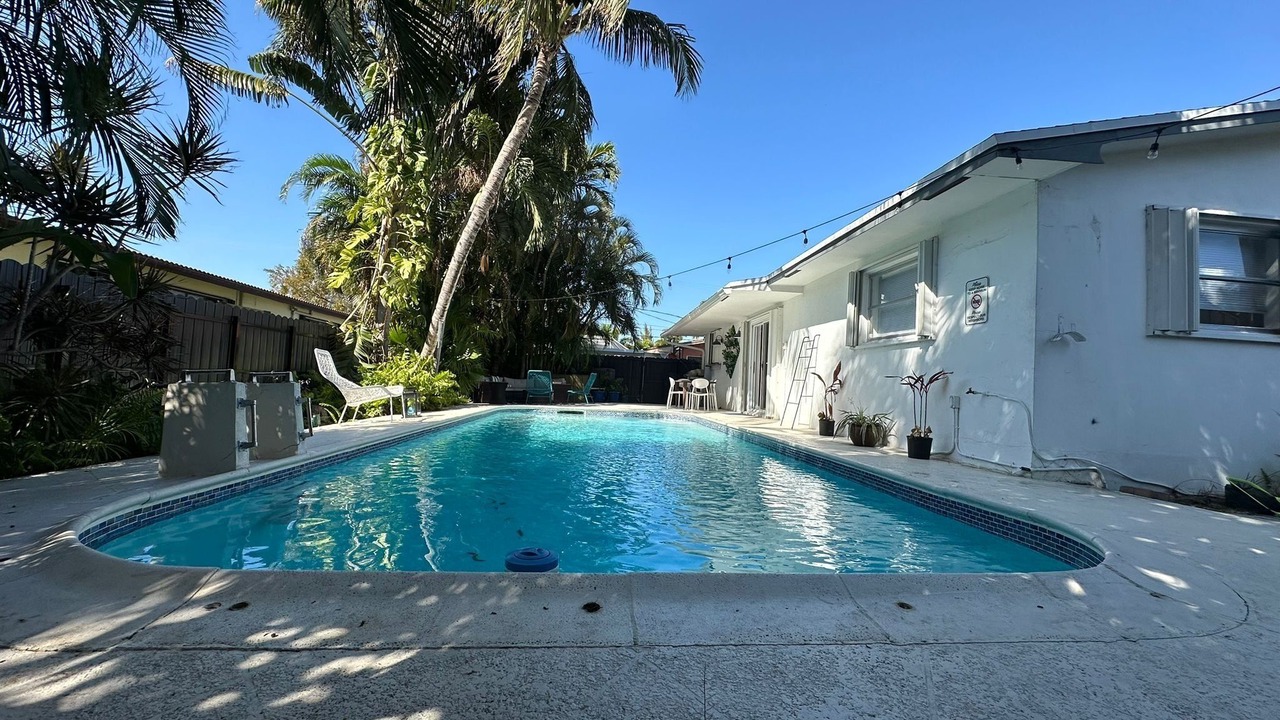 Photo of Outdoor in North Central Hollywood