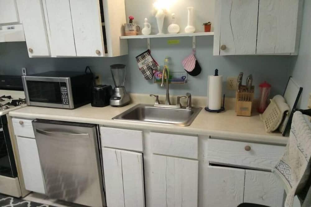 Photo of Kitchen in Crittenden