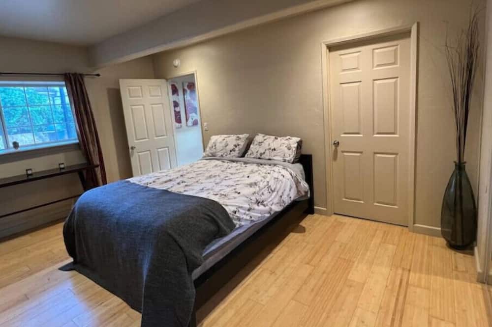 Photo of Bedroom in View Park-Windsor Hills