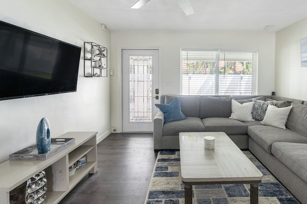 Photo of Livingroom in South Corals