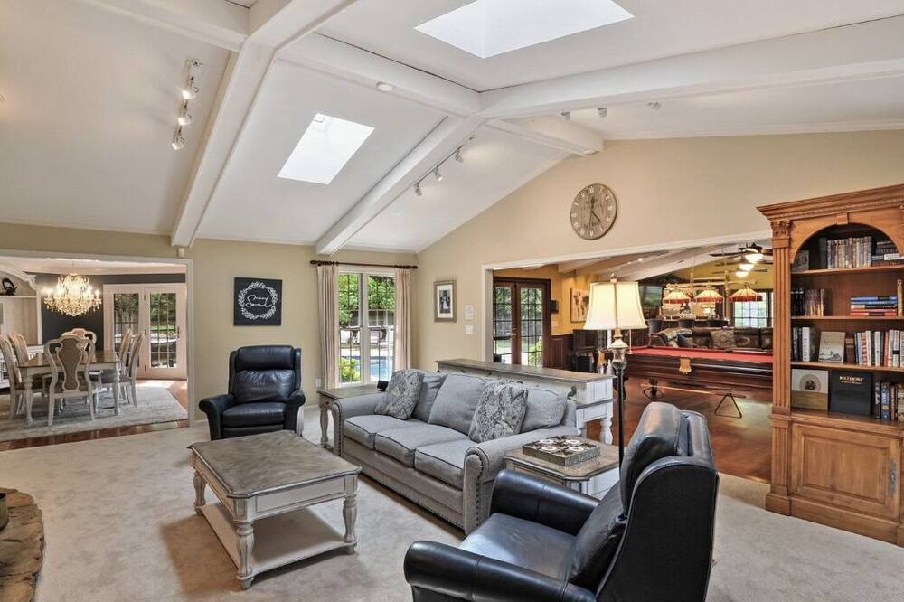 Photo of Livingroom in Dover