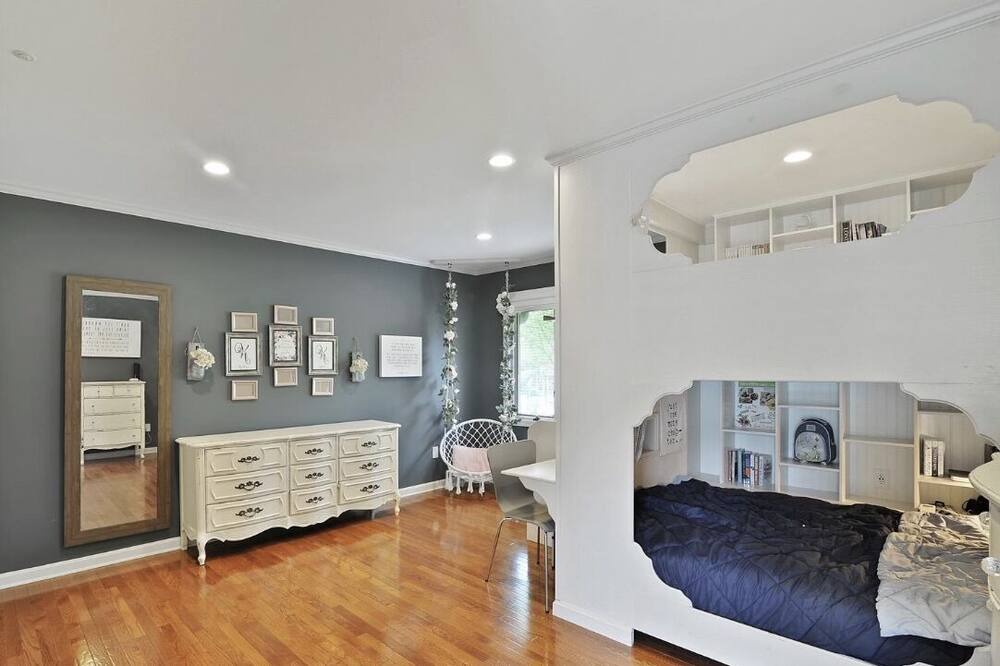 Photo of Bedroom in Dover
