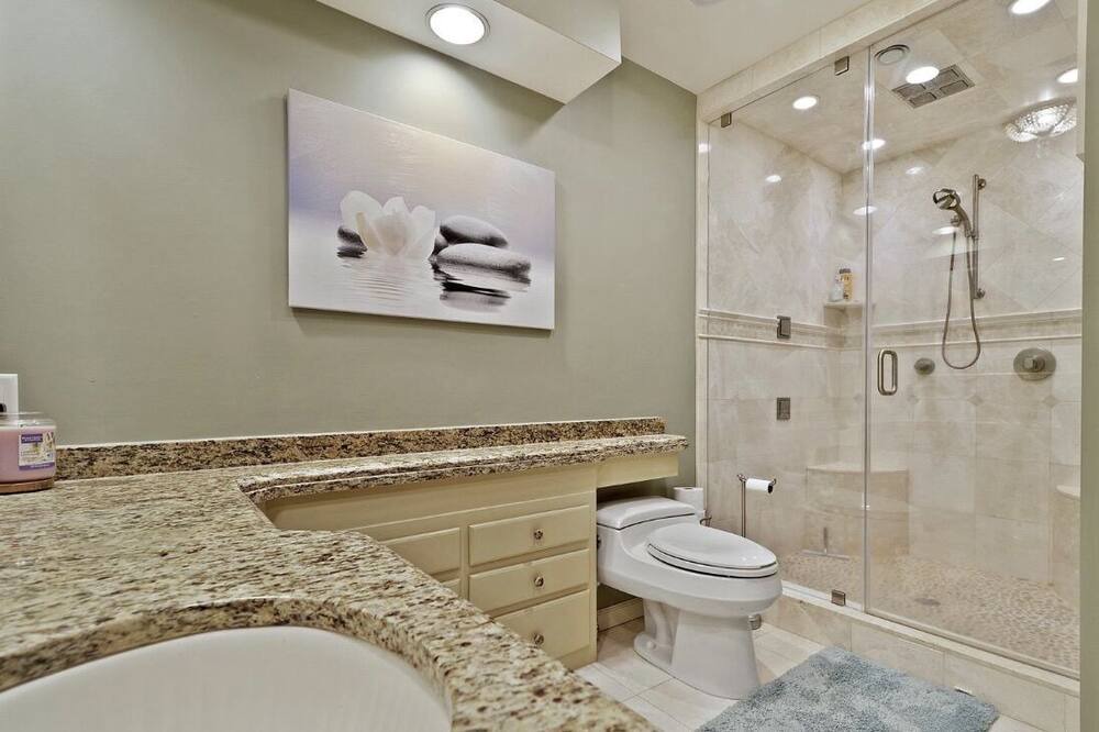 Photo of Bathroom in Dover
