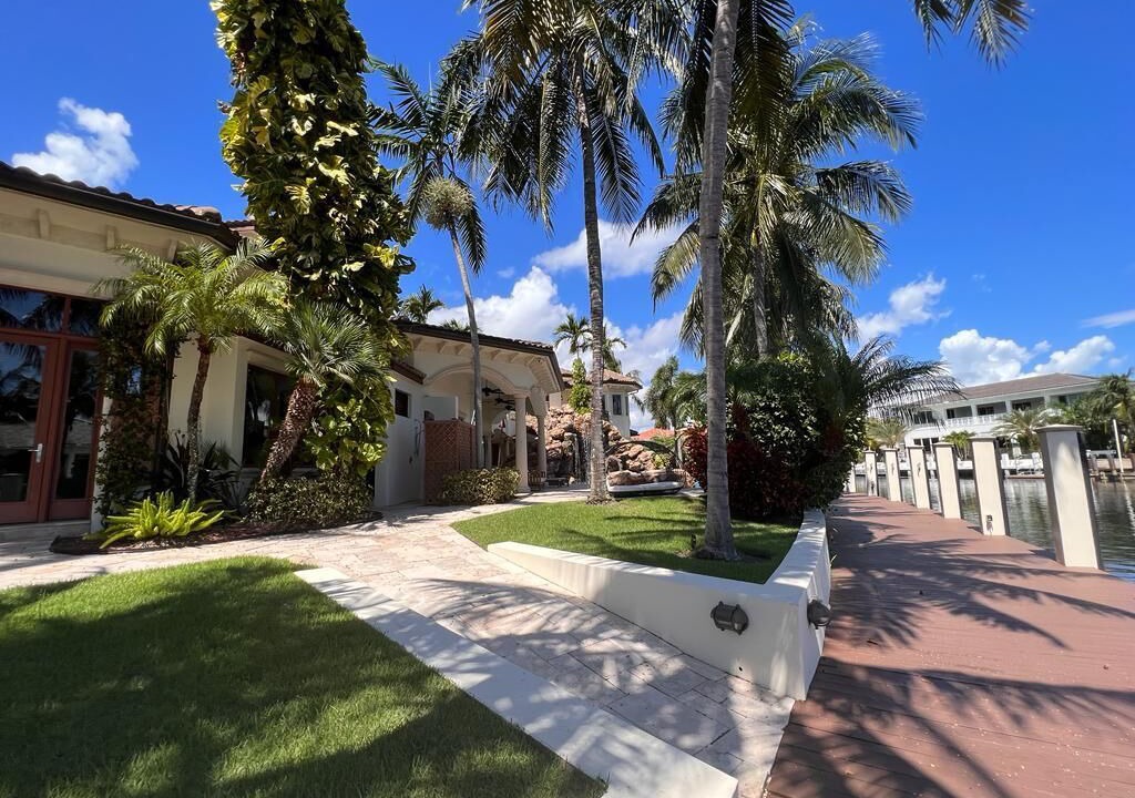 Photo of Outdoor in Lighthouse Point