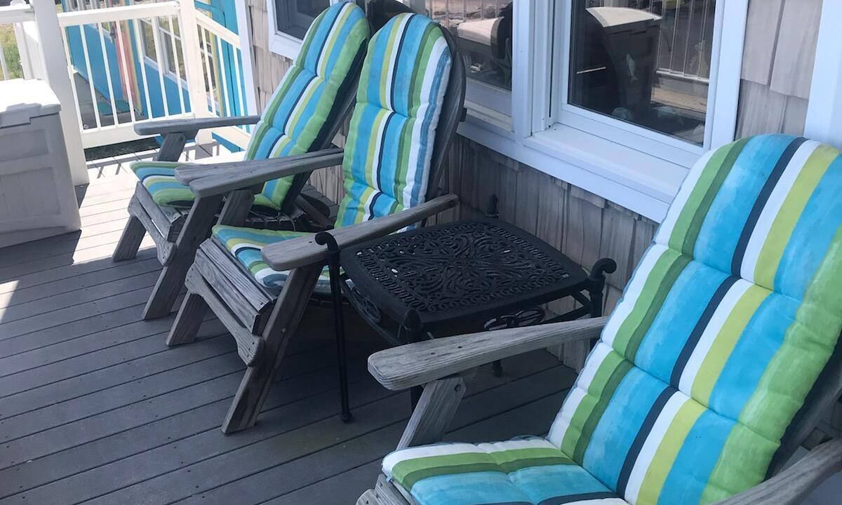 Photo of Patio Balcony in Calvert Beach-Long Beach