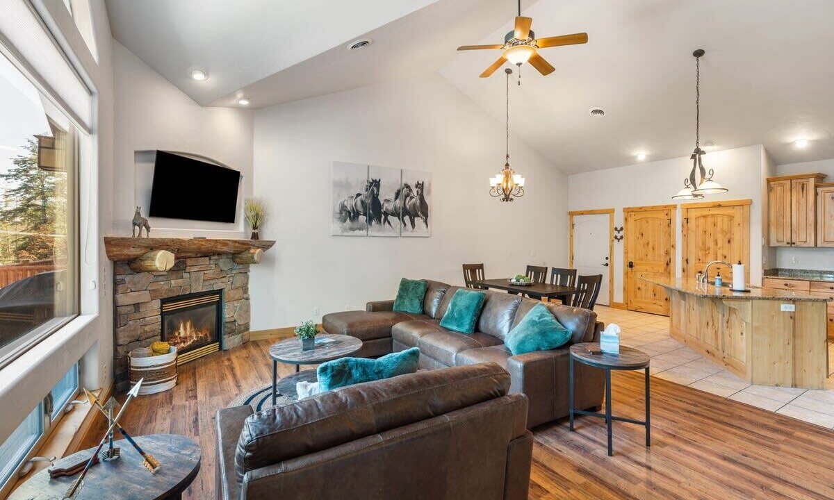 Photo of Livingroom in Somers