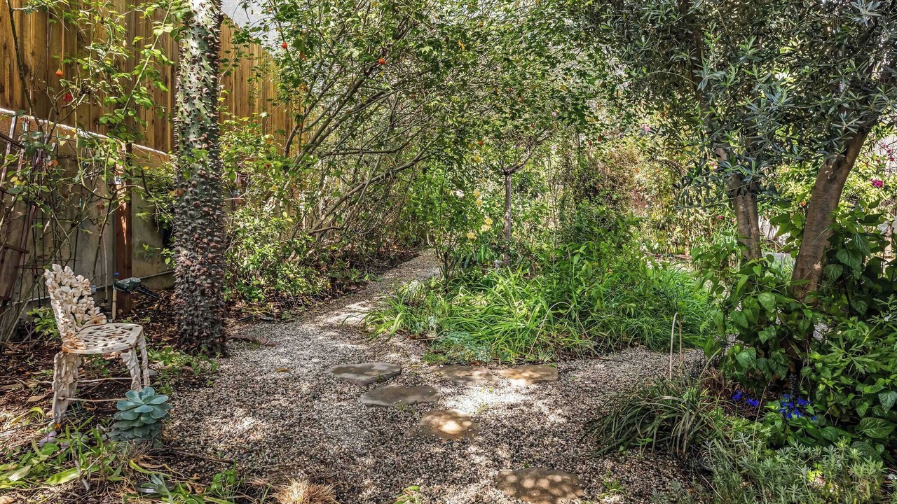 Photo of Outdoor in Silver Lake