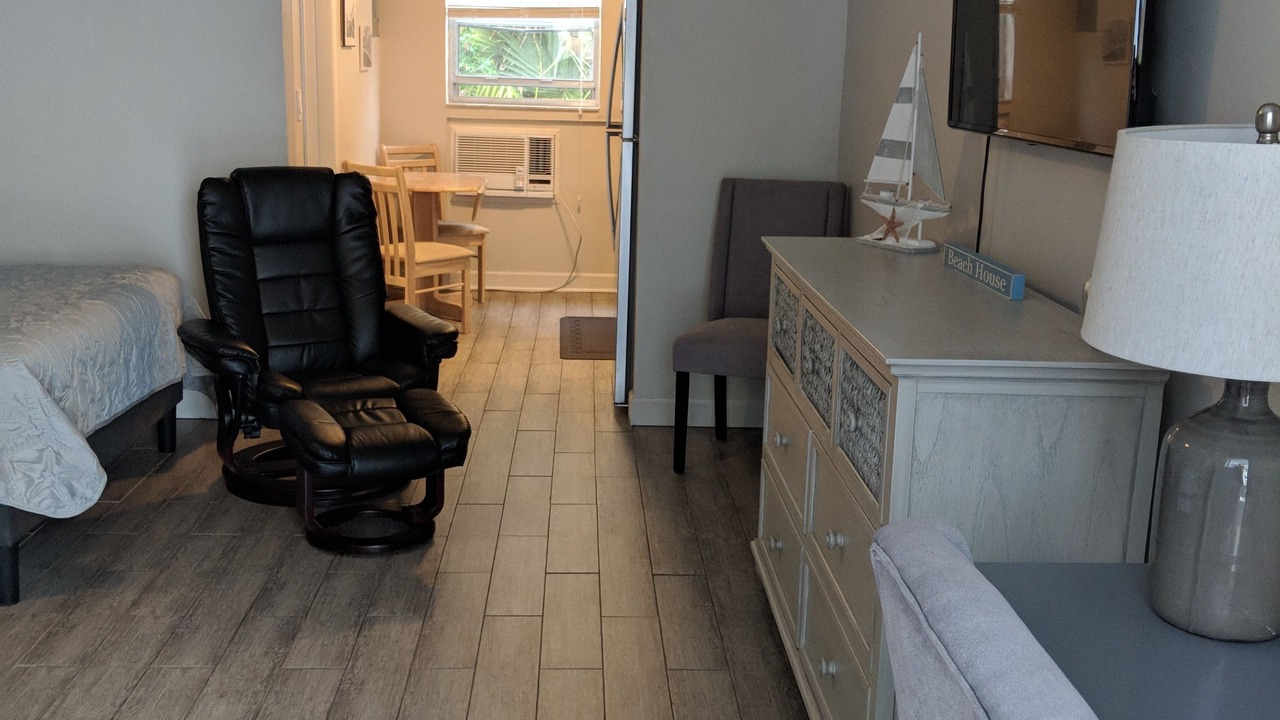 Photo of Bedroom in Deerfield Beach