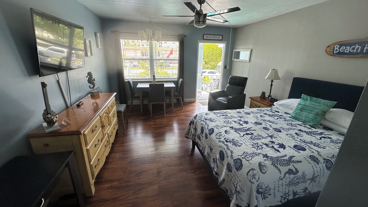 Photo of Bedroom in Deerfield Beach