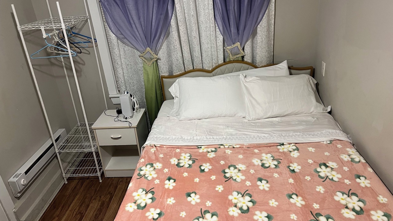 Photo of Bedroom in Irvington