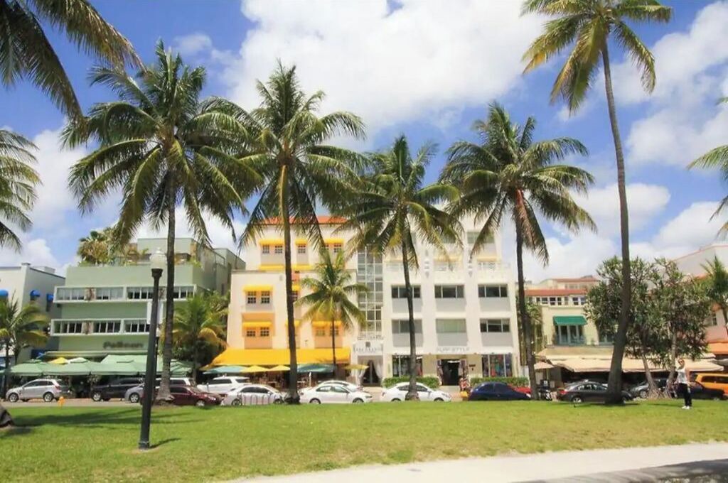 Photo of Others in South Beach