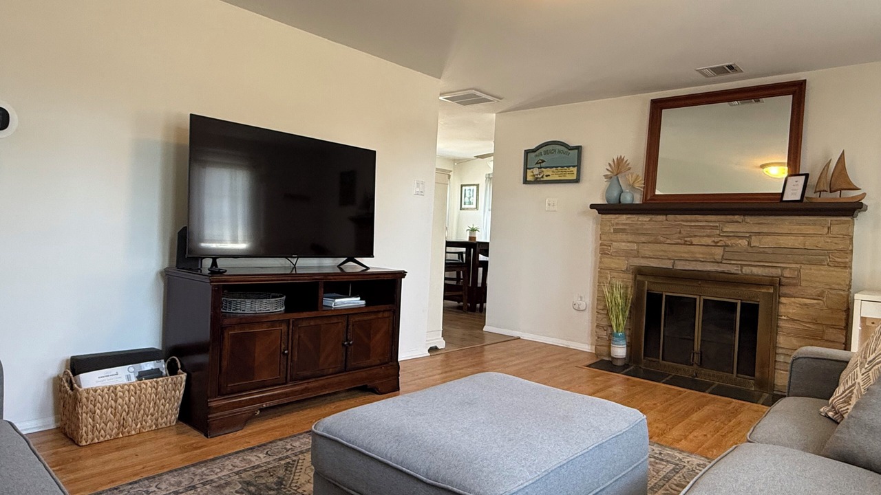 Photo of Livingroom in Ship Bottom