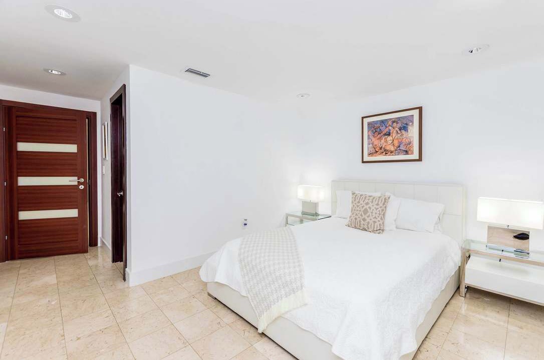 Photo of Bedroom in Venetian Islands