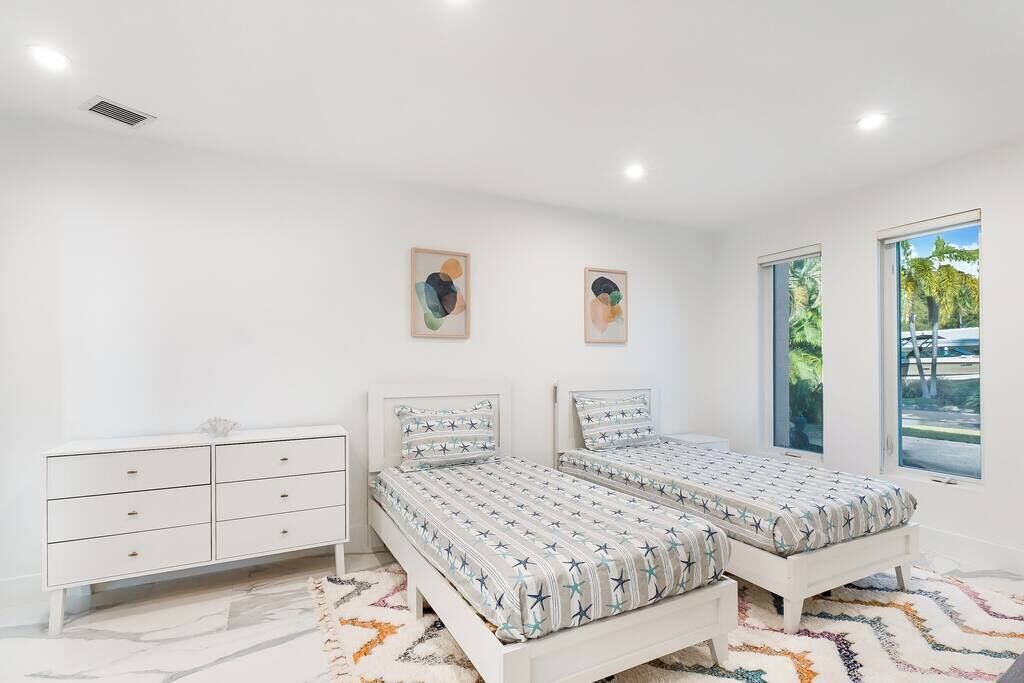 Photo of Others in North Bay Village