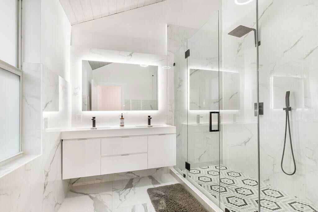 Photo of Bathroom in North Bay Village