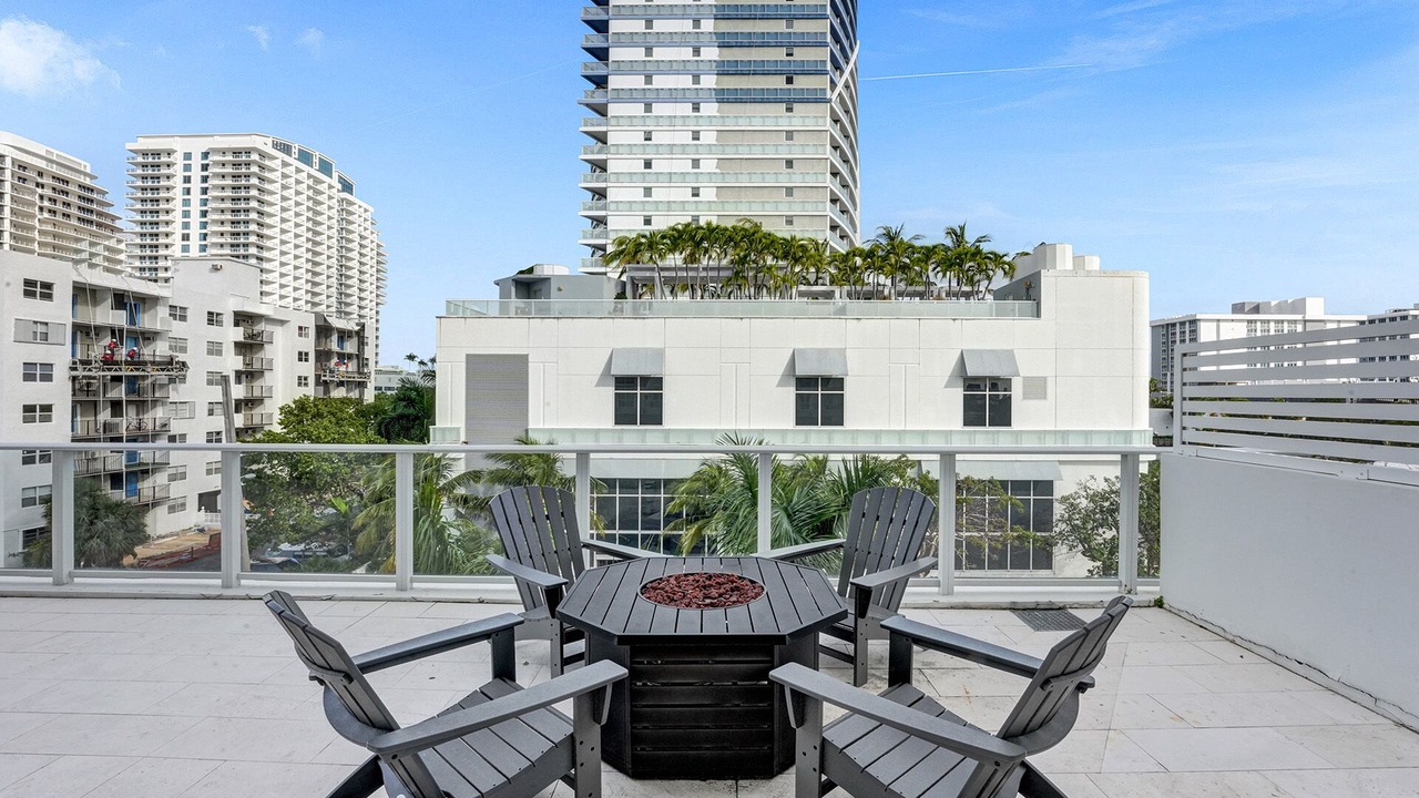 Photo of Outdoor in Central Beach