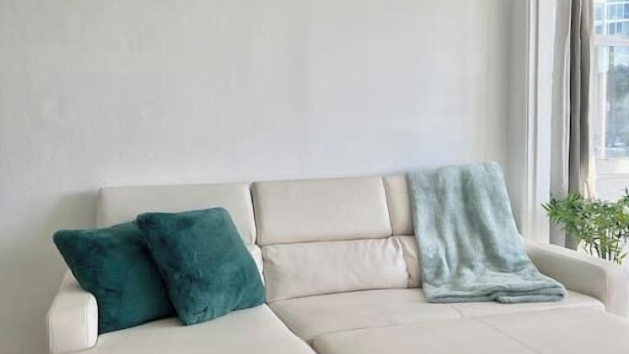 Photo of Livingroom in Lauderdale Beach