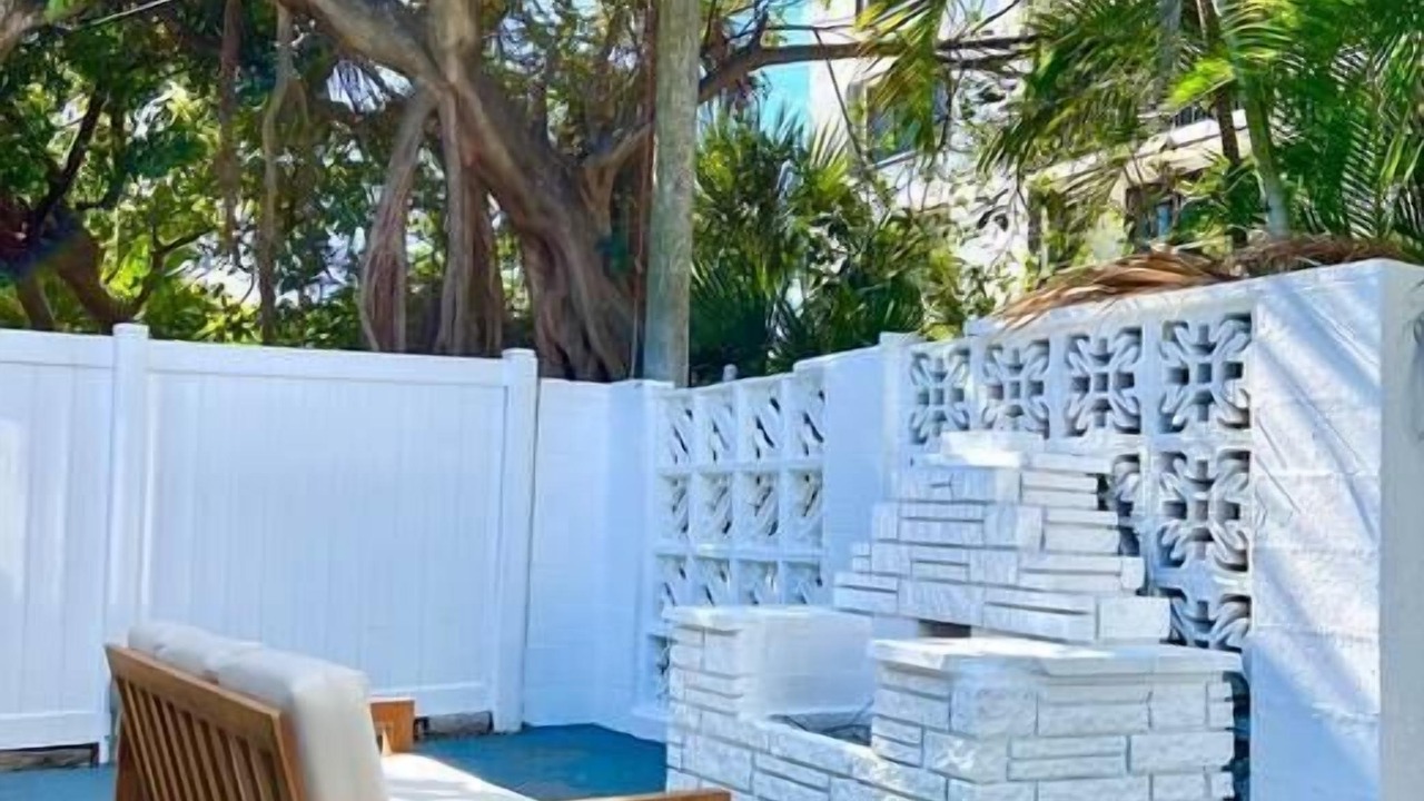 Photo of Patio Balcony in Lauderdale Beach