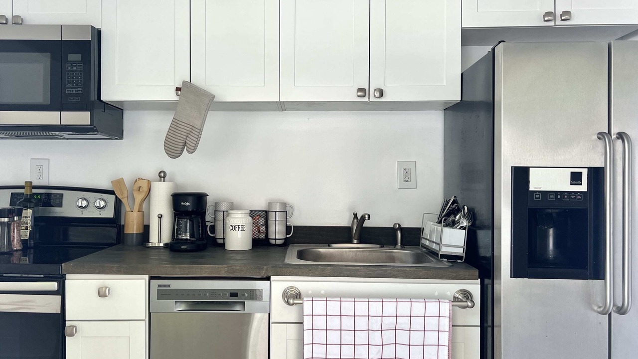 Photo of Kitchen in Lauderdale Beach